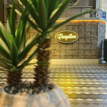 Hotel The Sisli Vis Beijing & Bistro 3*